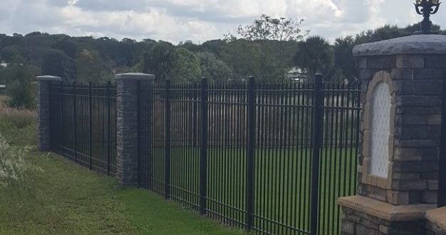 Aluminum fence brighton subdivision groveland